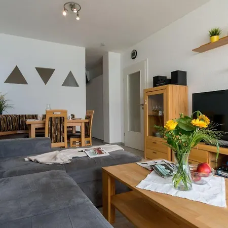 Апартаменты Haus-hanseatic-wohnung-6-16 Хайлигенхафен