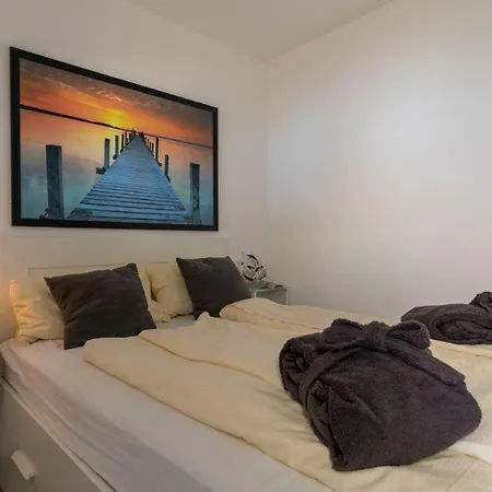 Апартаменты Haus-hanseatic-wohnung-6-16 Хайлигенхафен